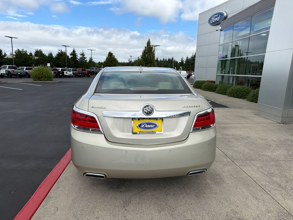 Used 2013 Buick LaCrosse Leather FWD image 3