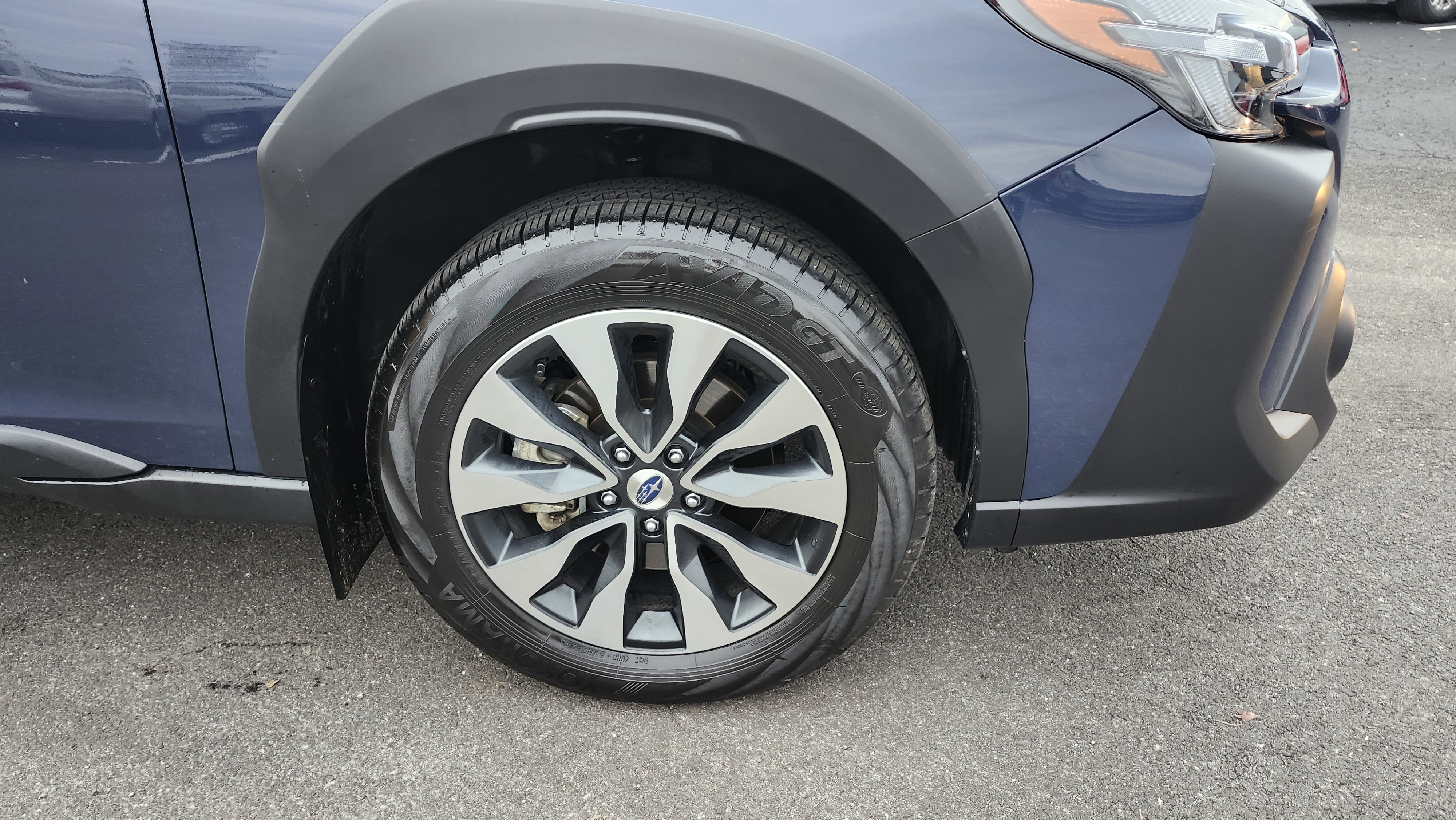 Used 2025 Subaru Outback Limited XT image 37