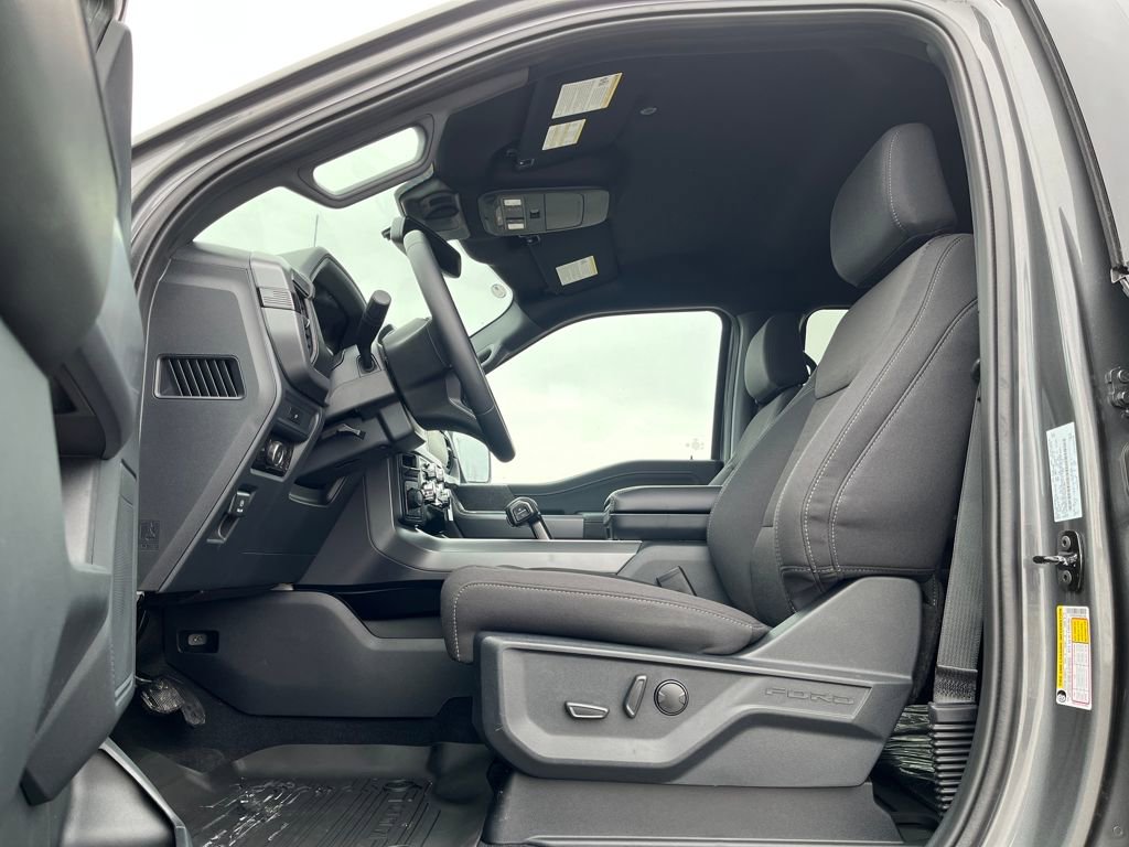 New 2026 Ford F150 XLT w/ Equipment Group 302A MID AWD/4WD image 9