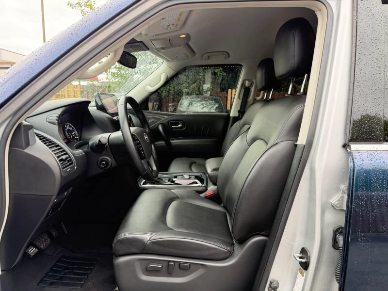 Used 2022 Nissan Armada SV w/ SV Appearance Package AWD/4WD image 11