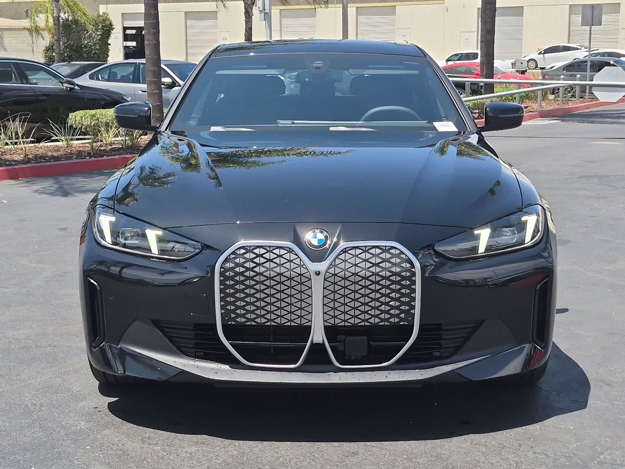 New 2026 BMW i4 eDrive40 w/ Parking Assistance Package RWD image 3