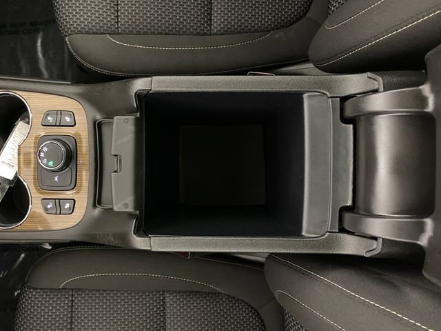 Certified 2023 GMC Acadia SLE w/ Driver Convenience Package AWD/4WD image 28