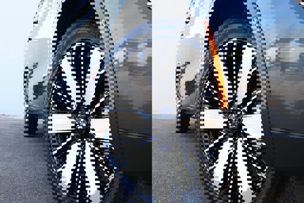 New 2026 Mitsubishi Outlander SE image 9