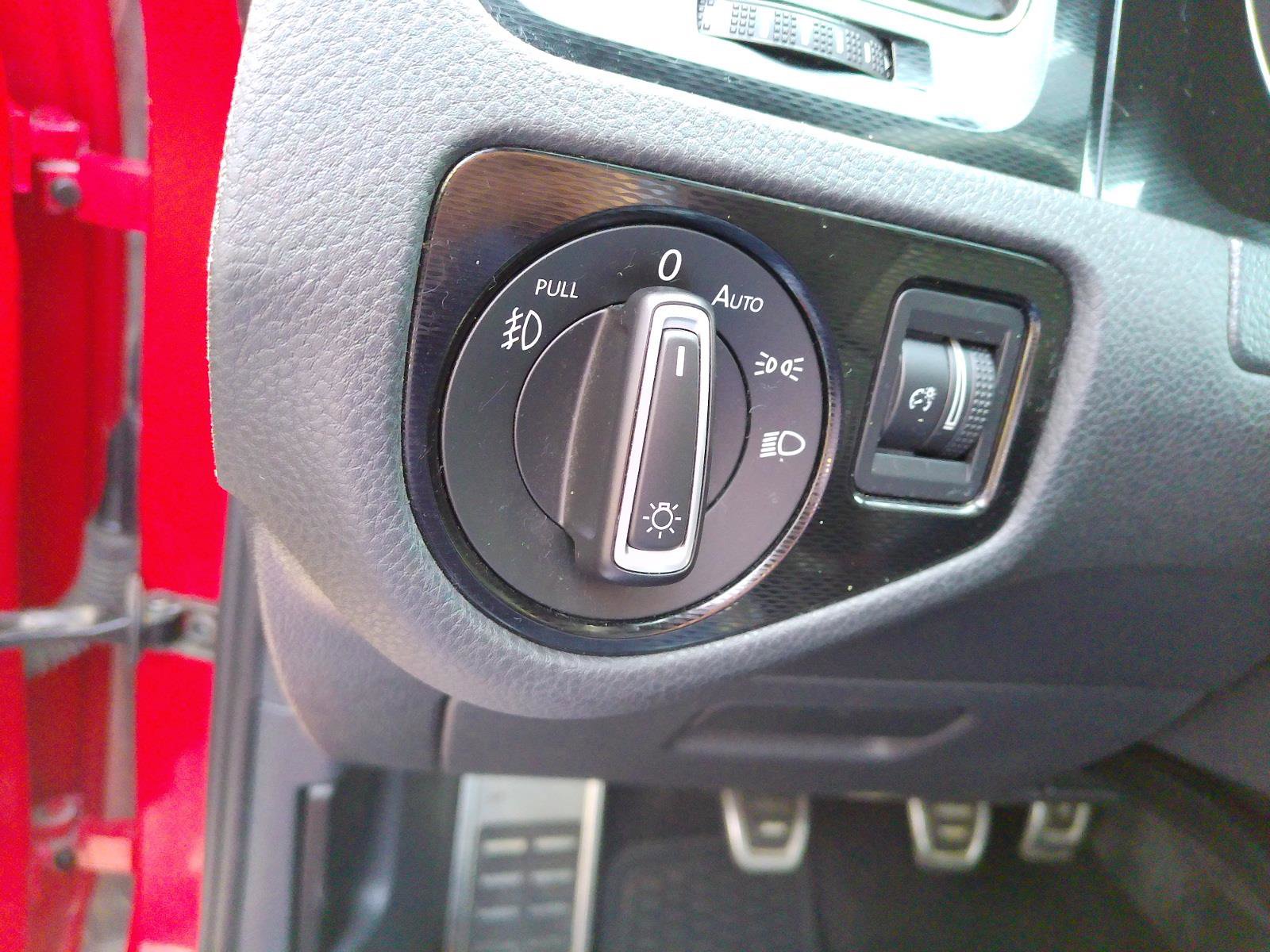 Used 2016 Volkswagen GTI Autobahn image 23