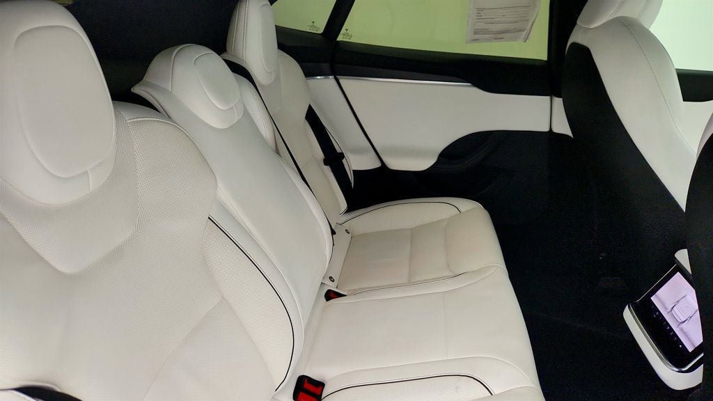 Used 2021 Tesla Model S Plaid AWD/4WD image 27