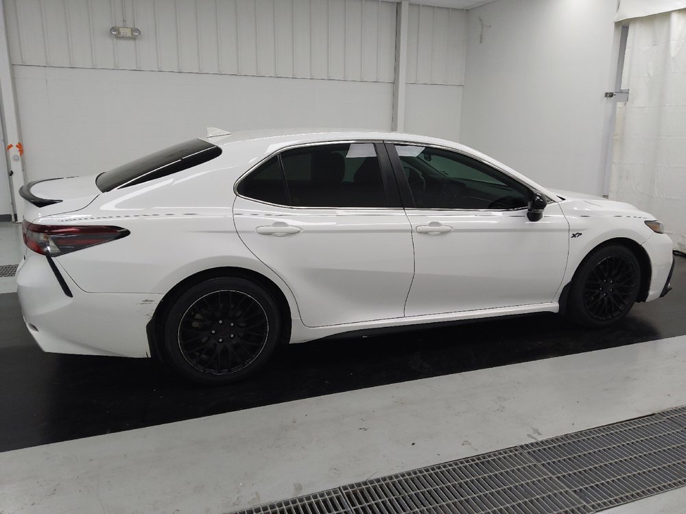Used 2023 Toyota Camry SE FWD image 10