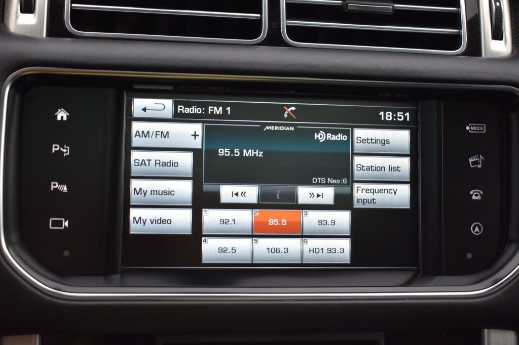 Used 2016 Land Rover Range Rover Long Wheelbase Supercharged image 31