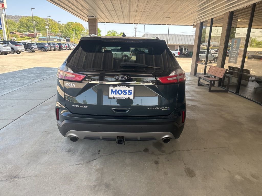 Used 2019 Ford Edge Titanium w/ Class II Trailer Tow Package AWD/4WD image 5