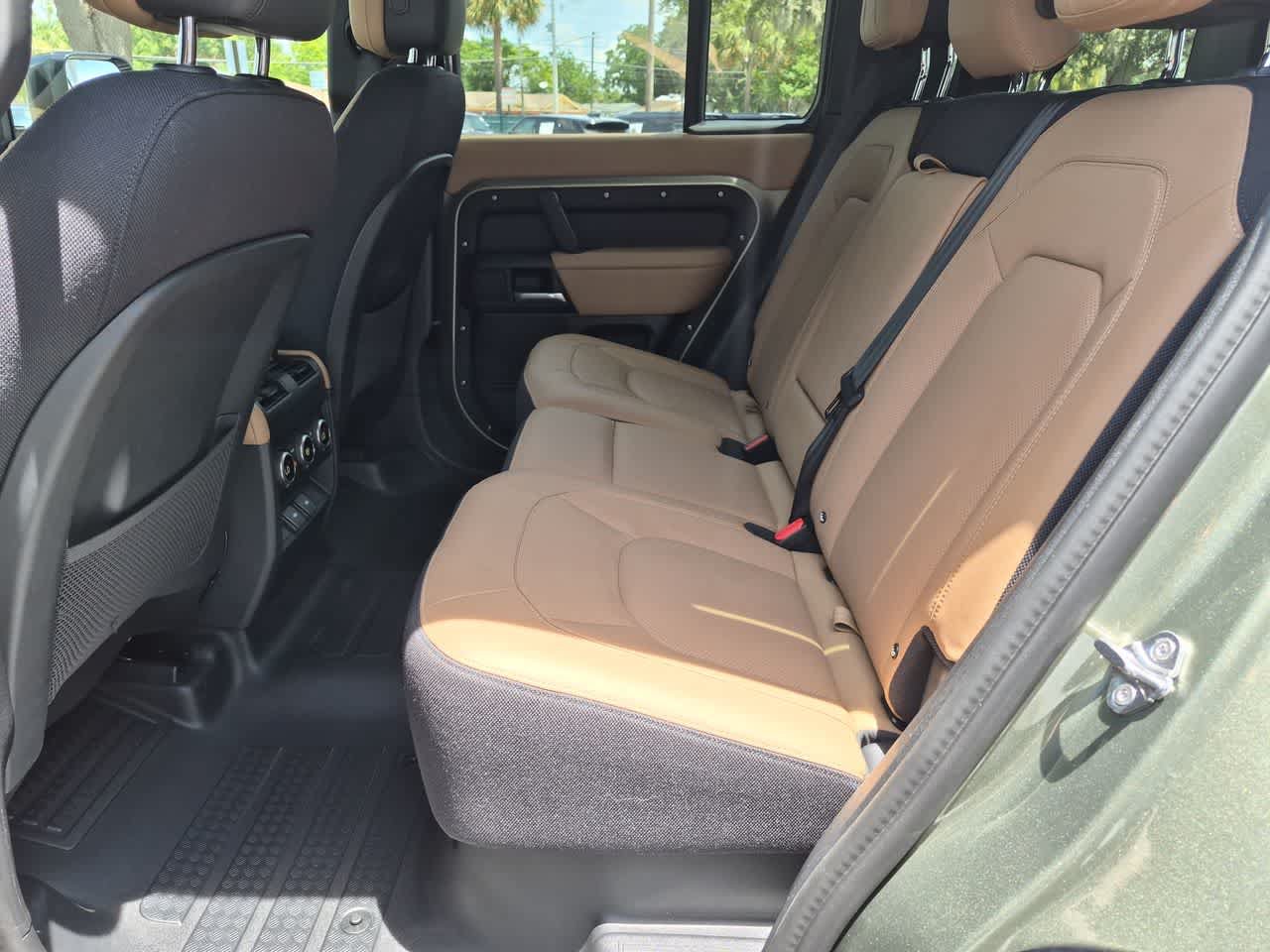 Certified 2025 Land Rover Defender 110 X AWD/4WD image 21