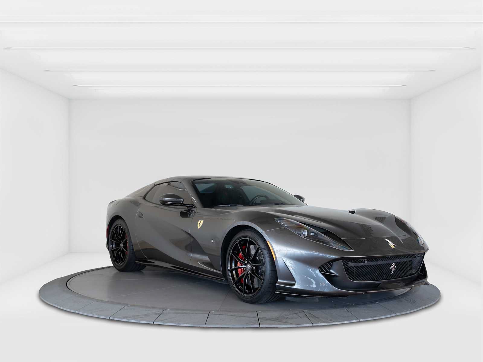 Used 2021 Ferrari 812 GTS RWD image 7
