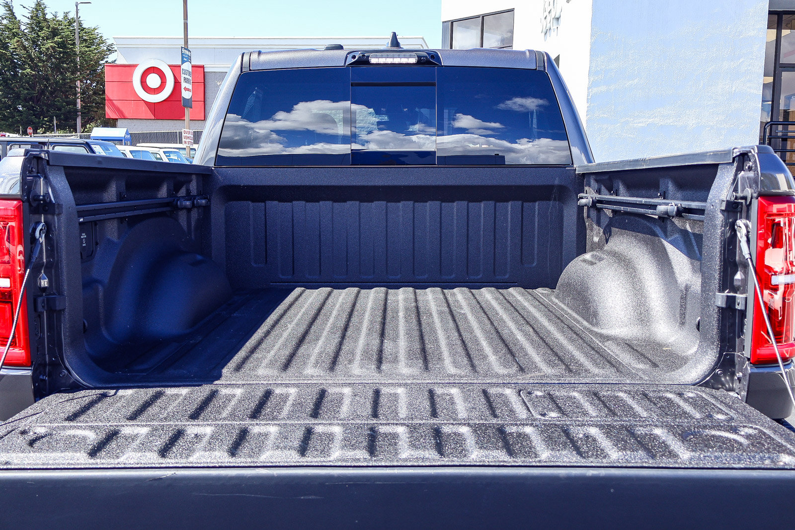 Used 2025 RAM 1500 RHO w/ RHO Level 1 Equipment Group image 17