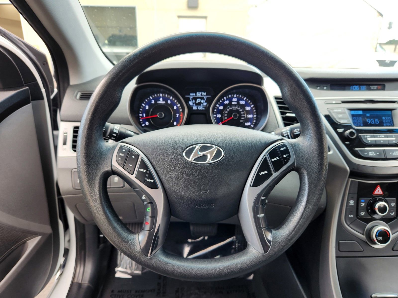 Used 2016 Hyundai Elantra SE FWD image 14