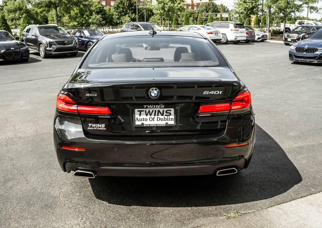 Used 2023 BMW 540i xDrive w/ Premium Package AWD/4WD image 37