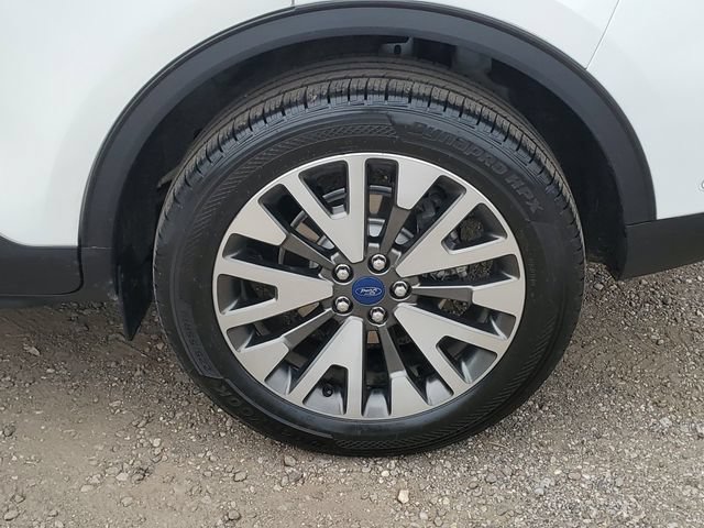 Used 2020 Ford Escape Titanium AWD/4WD image 5