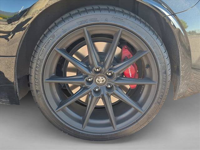 Used 2025 Toyota GR86 Premium w/ Performance Package RWD image 13