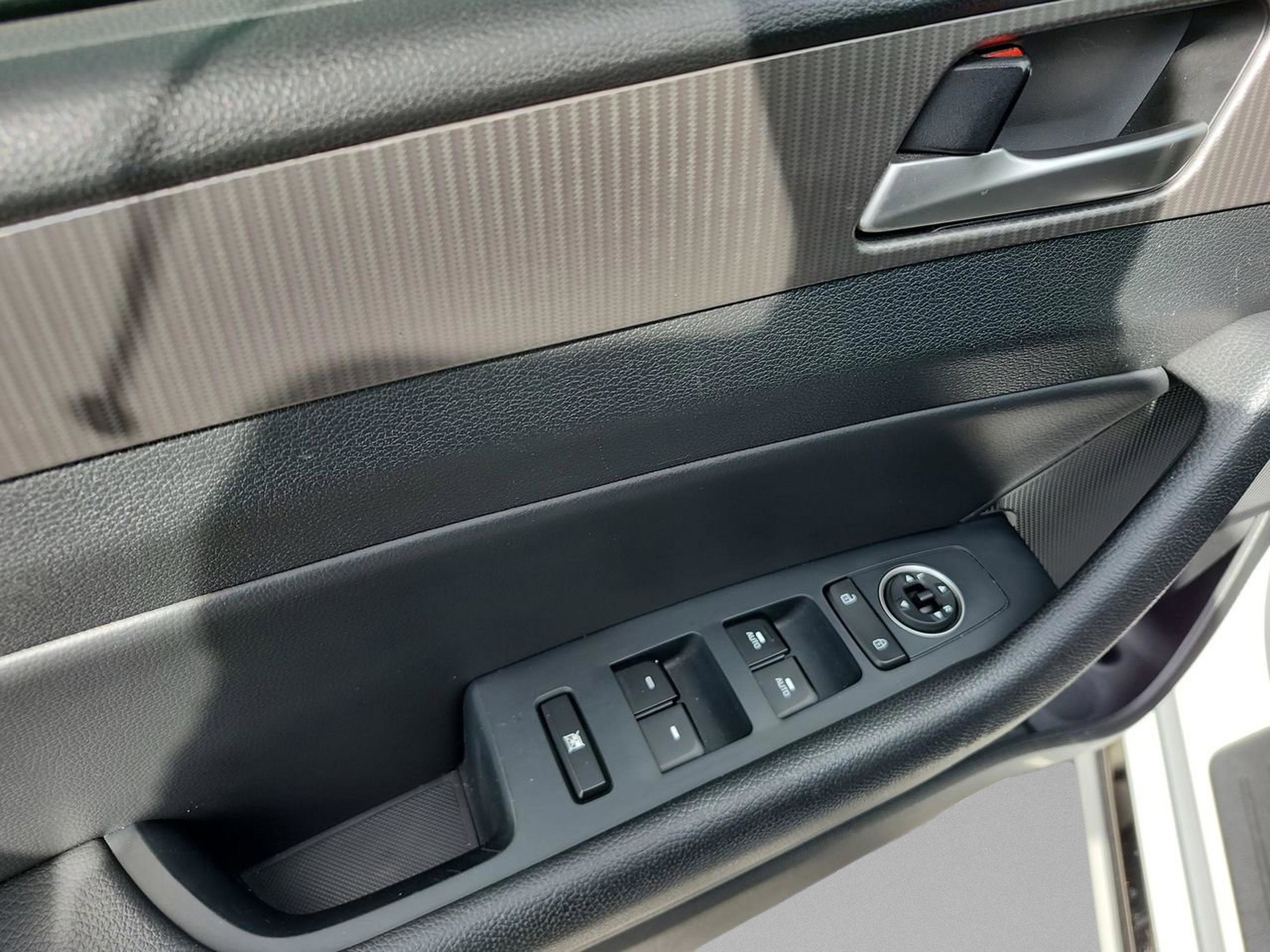 Used 2019 Hyundai Sonata Sport image 15