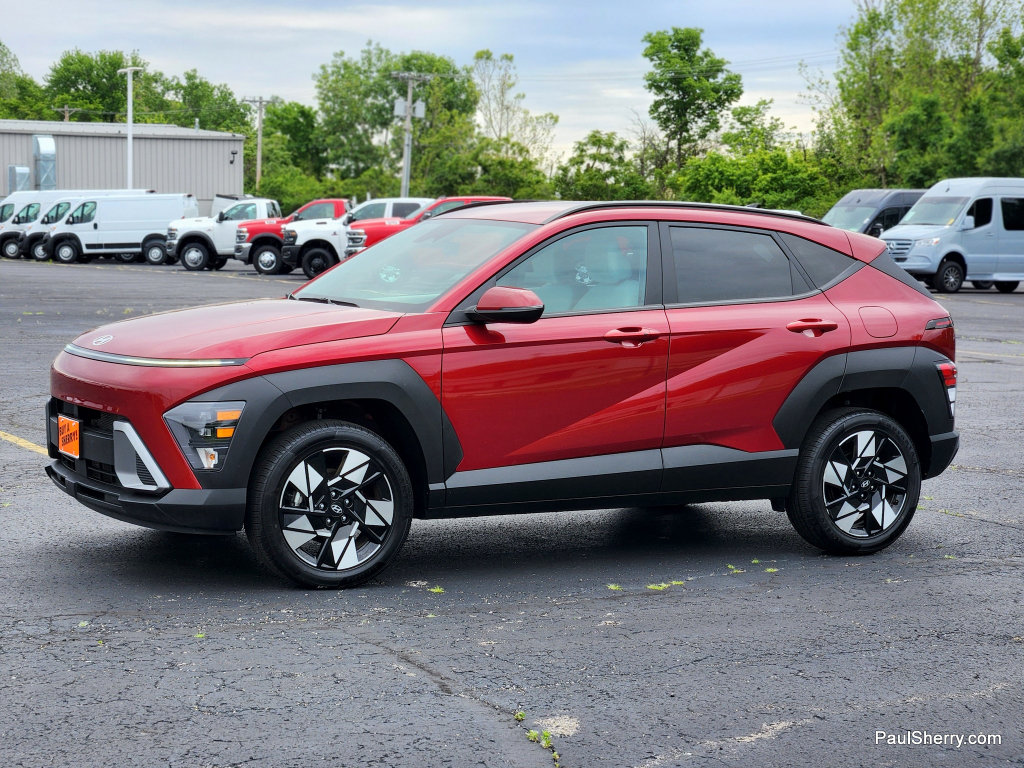 Used 2024 Hyundai Kona SEL AWD/4WD image 5