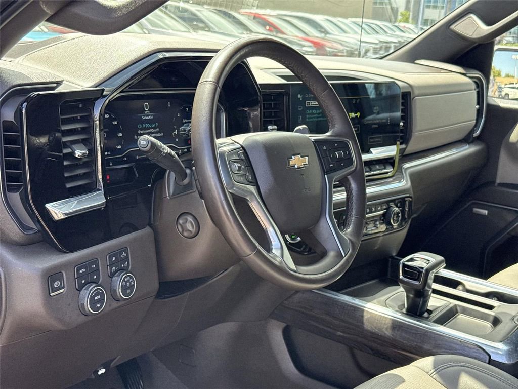 Used 2023 Chevrolet Silverado 1500 LTZ w/ Z71 Off-Road Package AWD/4WD image 9
