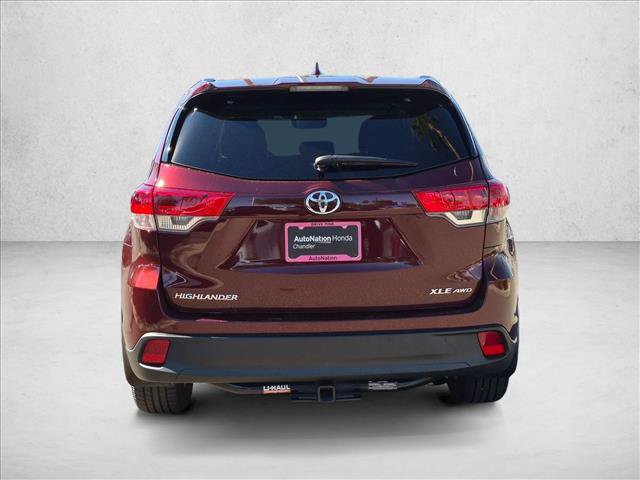 Used 2019 Toyota Highlander XLE AWD/4WD image 8