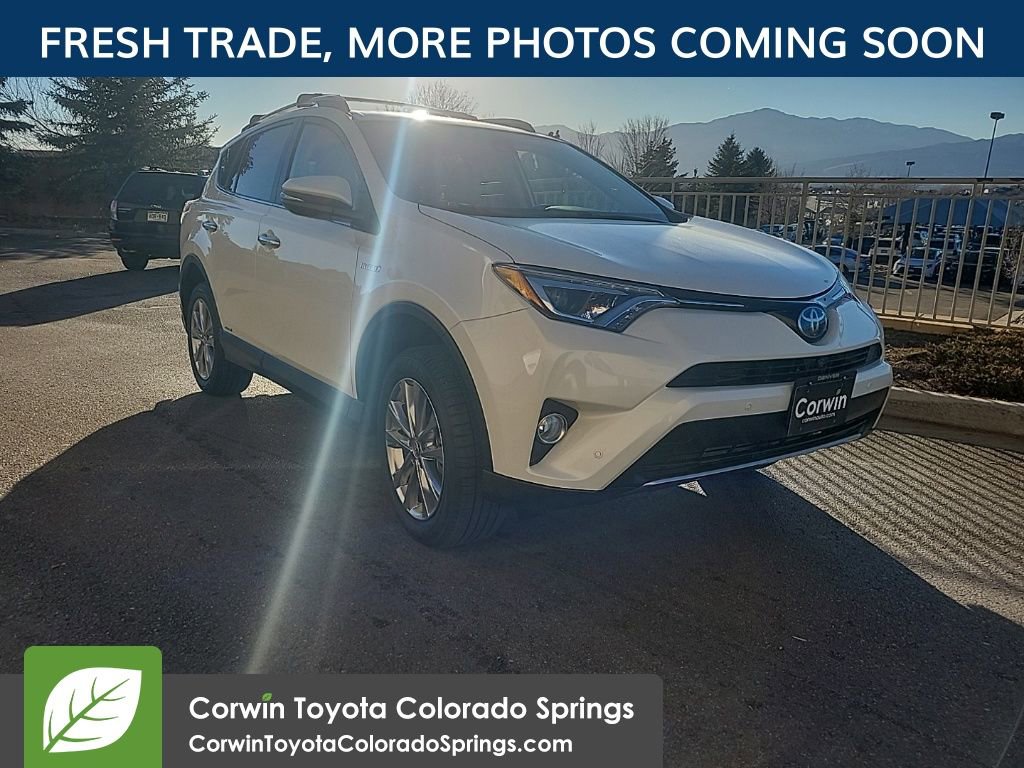 Used 2018 Toyota RAV4 Limited image 1