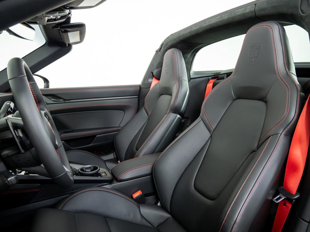 Certified 2026 Porsche 911 Targa 4 GTS image 5