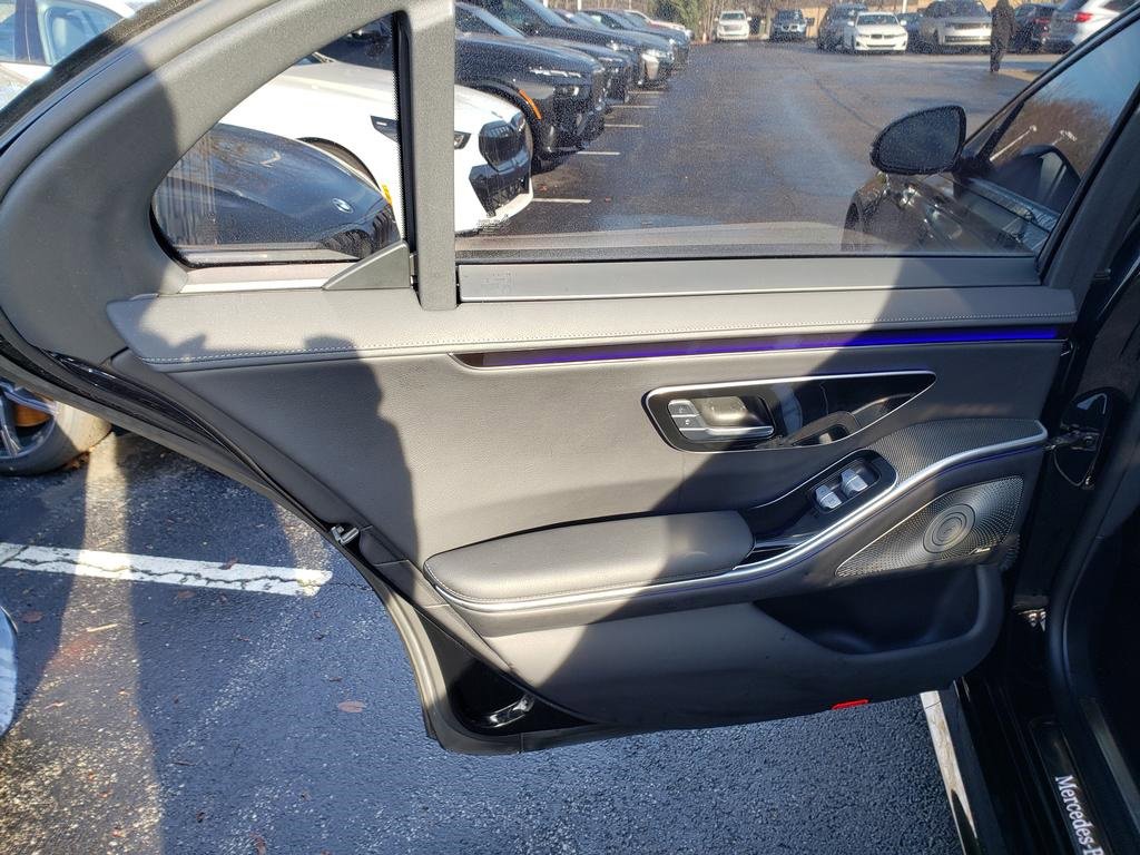 Used 2023 Mercedes-Benz S 500 4MATIC image 12