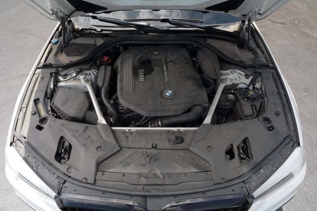 Used 2018 BMW 540i w/ M Sport Package RWD image 46