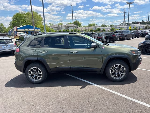 Used 2021 Jeep Cherokee Trailhawk w/ Sun, Sound & Nav Group AWD/4WD image 29