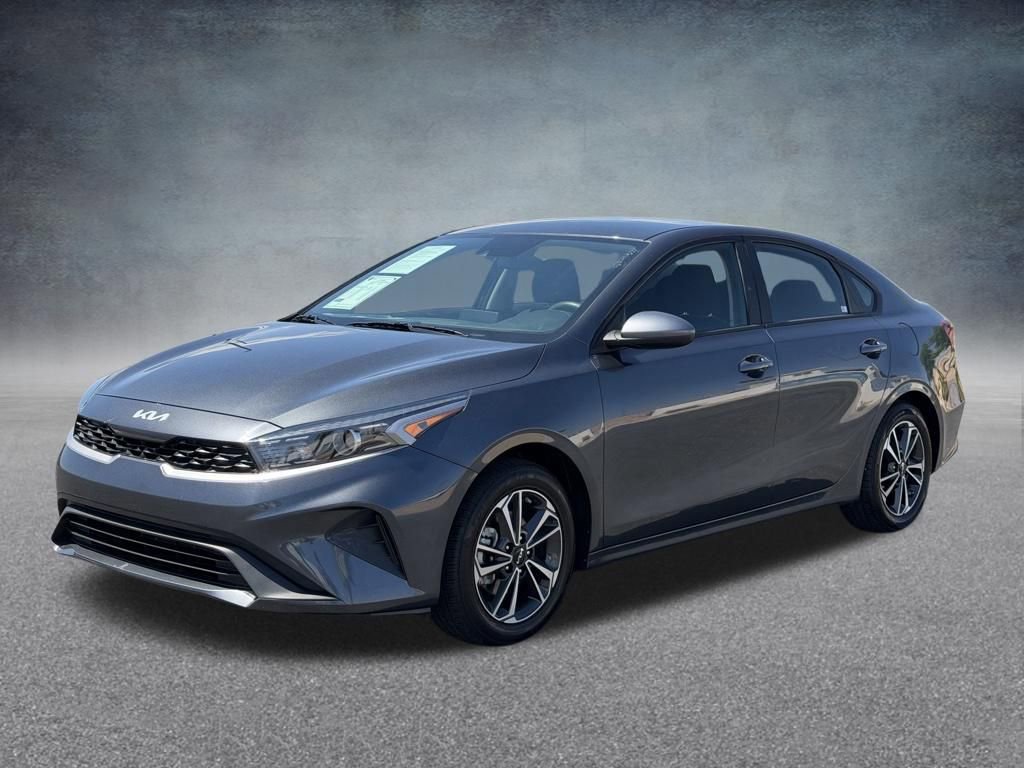 Used 2024 Kia Forte LXS FWD image 8