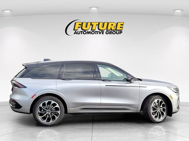 New 2026 Lincoln Nautilus Reserve image 8