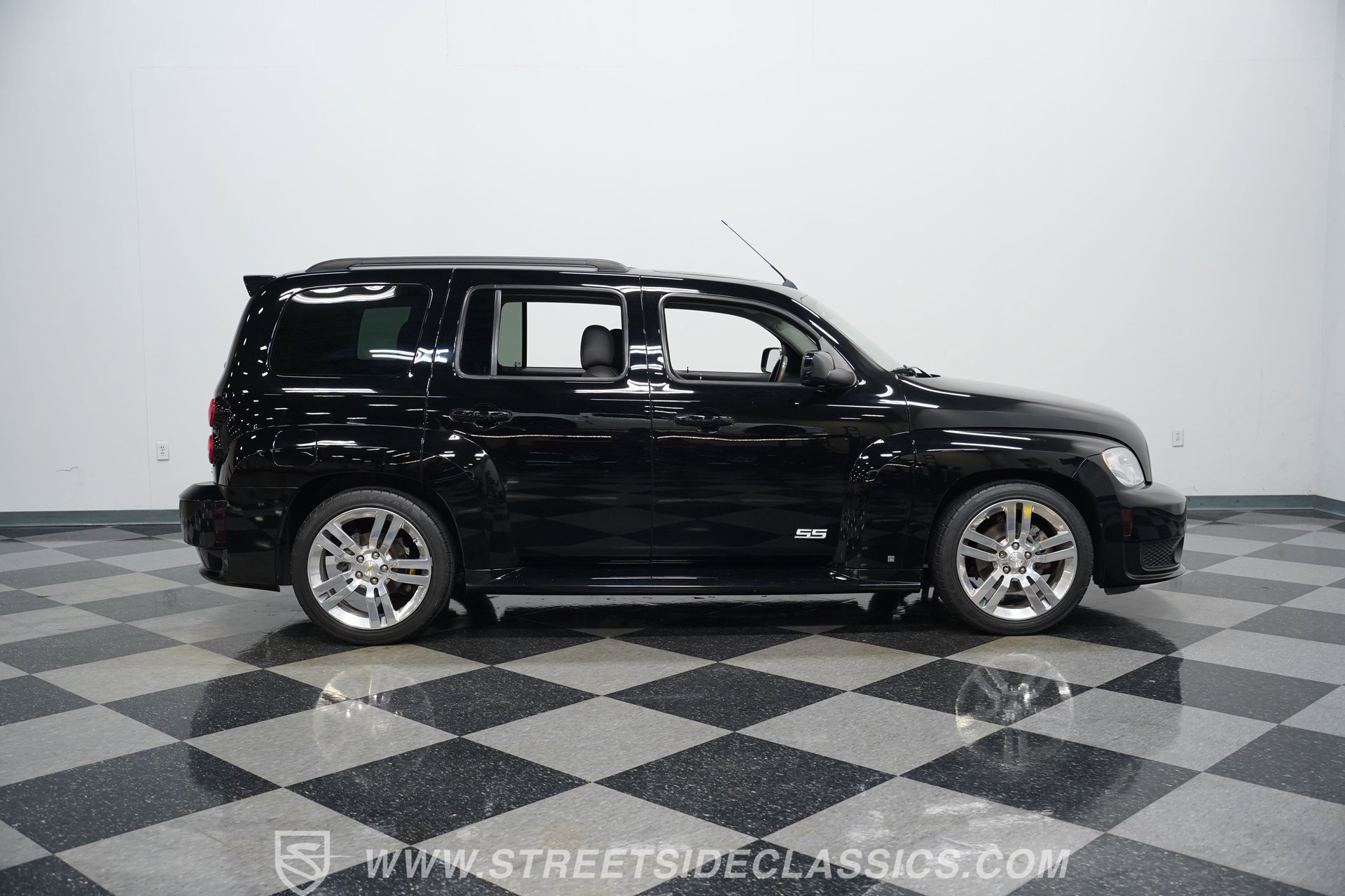 Used 2008 Chevrolet HHR SS FWD image 14