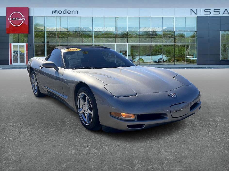 Used 2001 Chevrolet Corvette Convertible w/ Preferred Equipment Group2 image 3