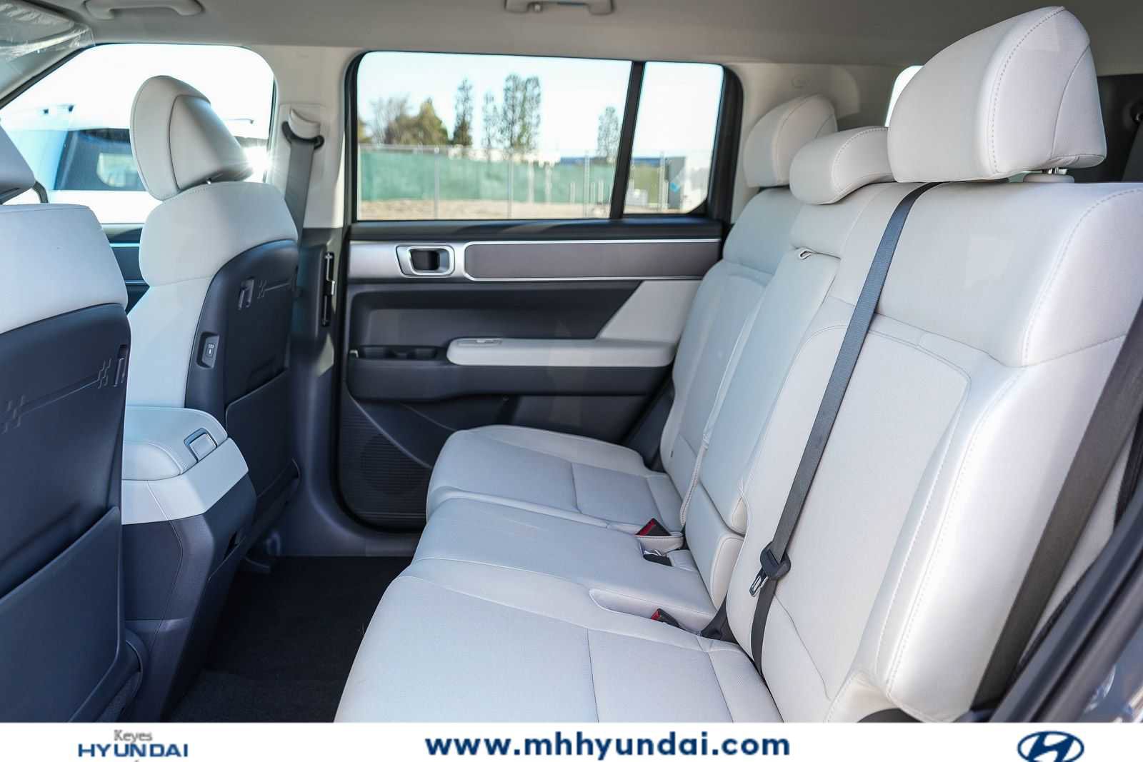 New 2026 Hyundai Santa Fe SE FWD image 19