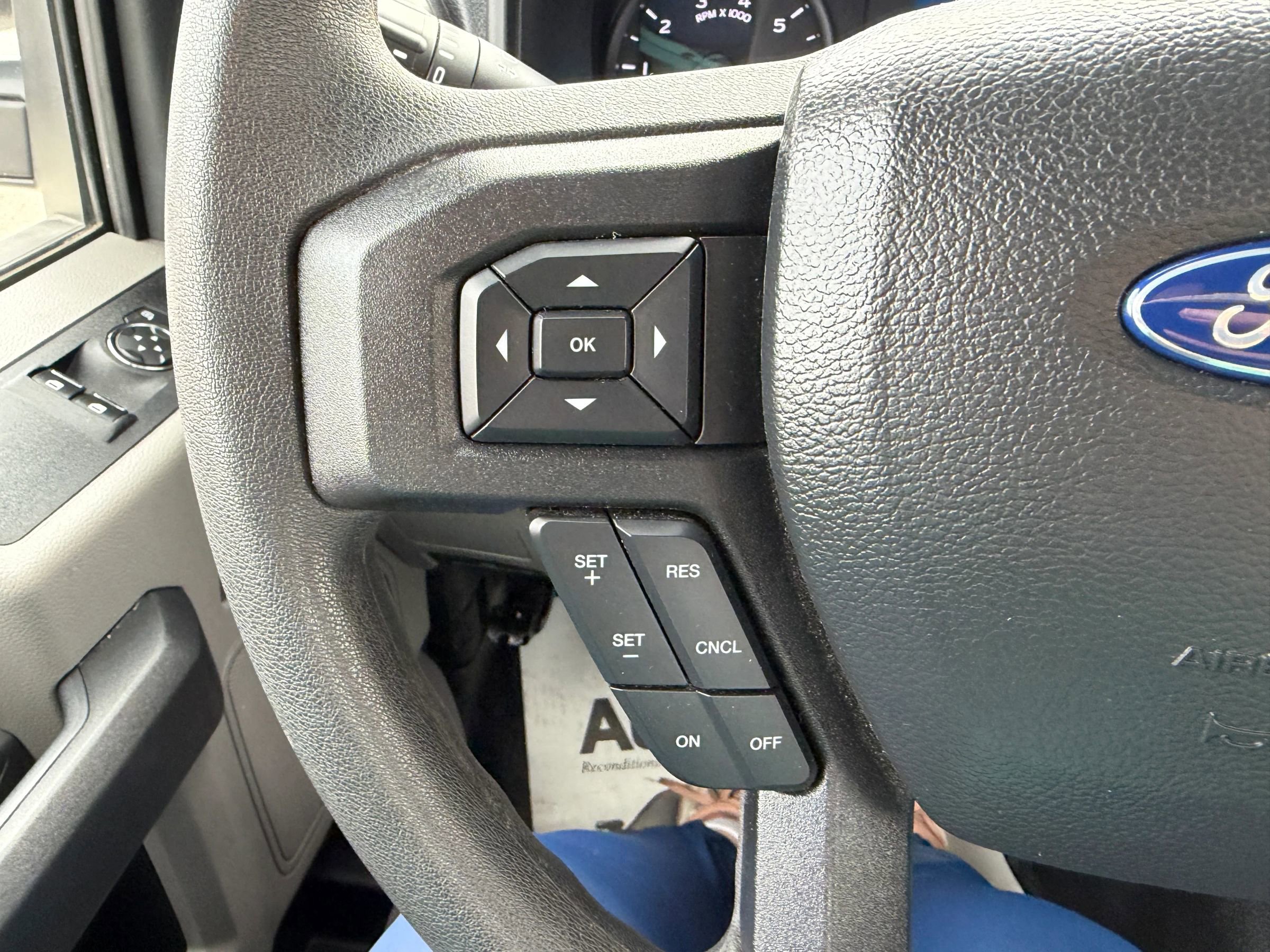 Used 2022 Ford F250 XL w/ Power Equipment Group image 15