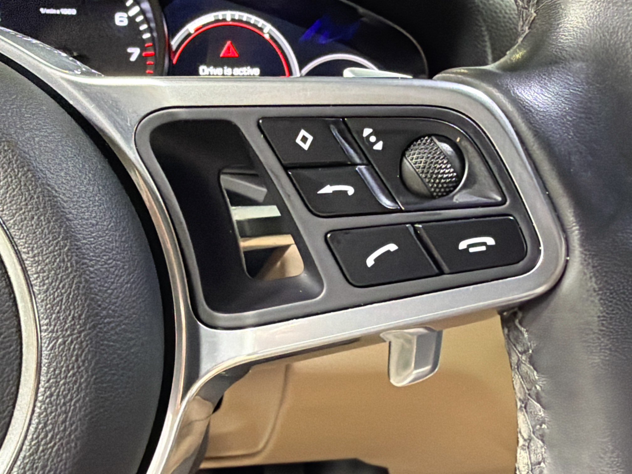 Certified 2020 Porsche Cayenne AWD/4WD image 37