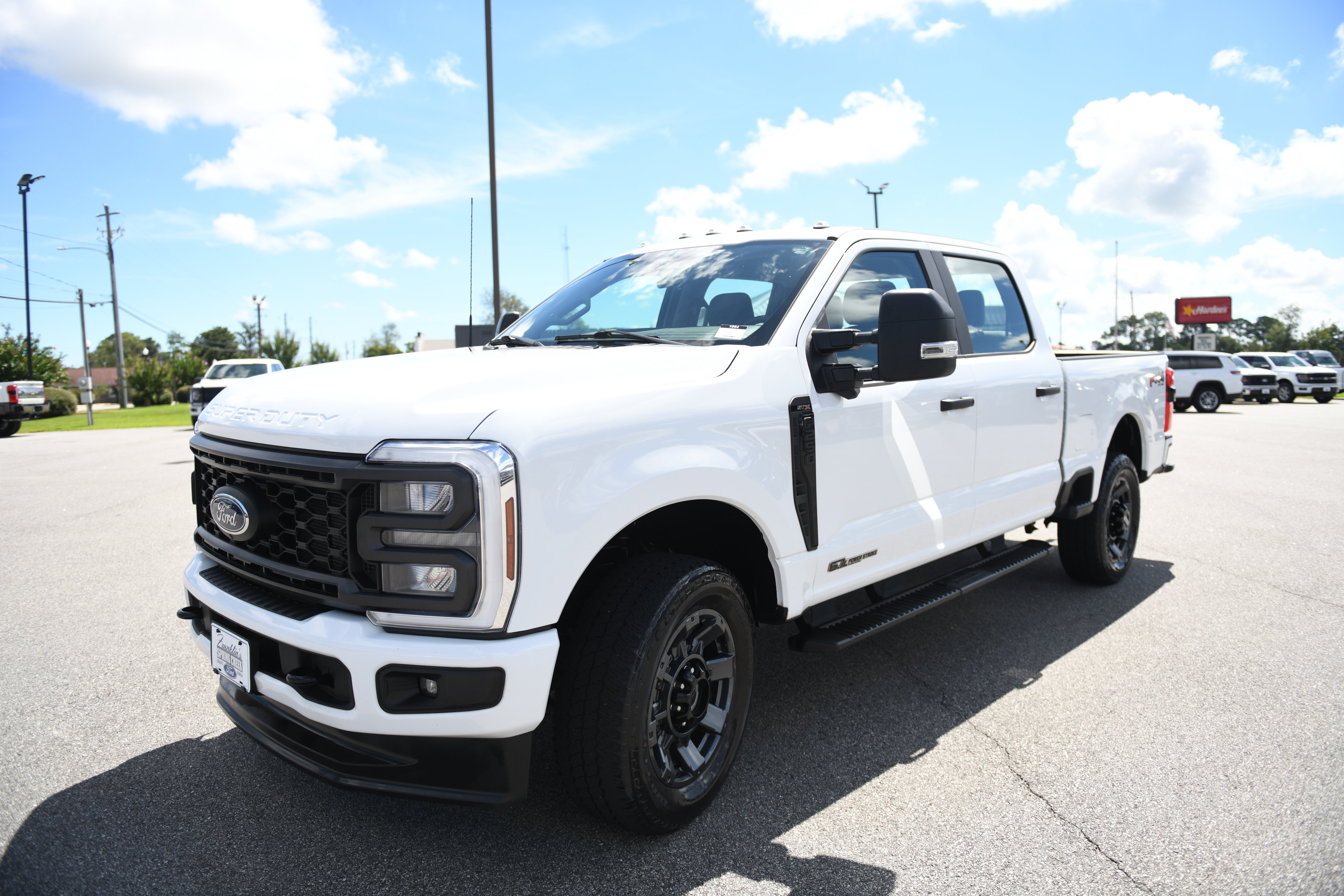 Used 2024 Ford F250 XL w/ STX Appearance Package AWD/4WD image 5