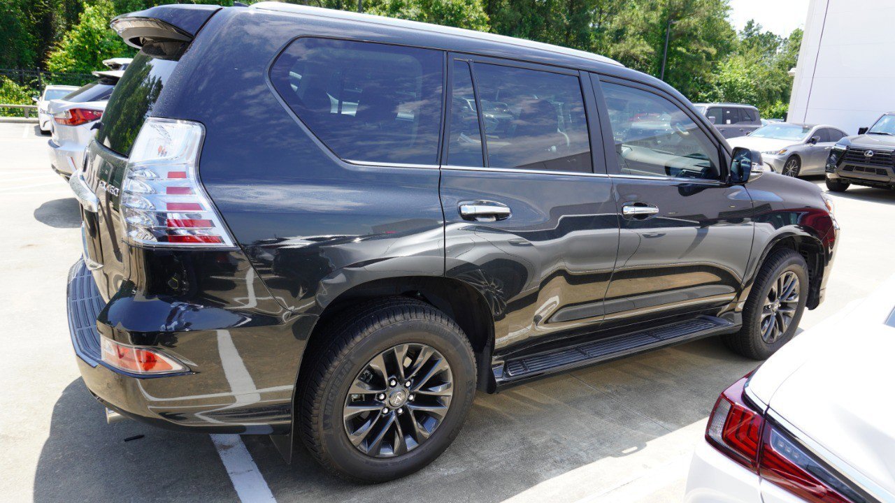 Certified 2023 Lexus GX 460 Premium w/ Premium Package AWD/4WD image 4
