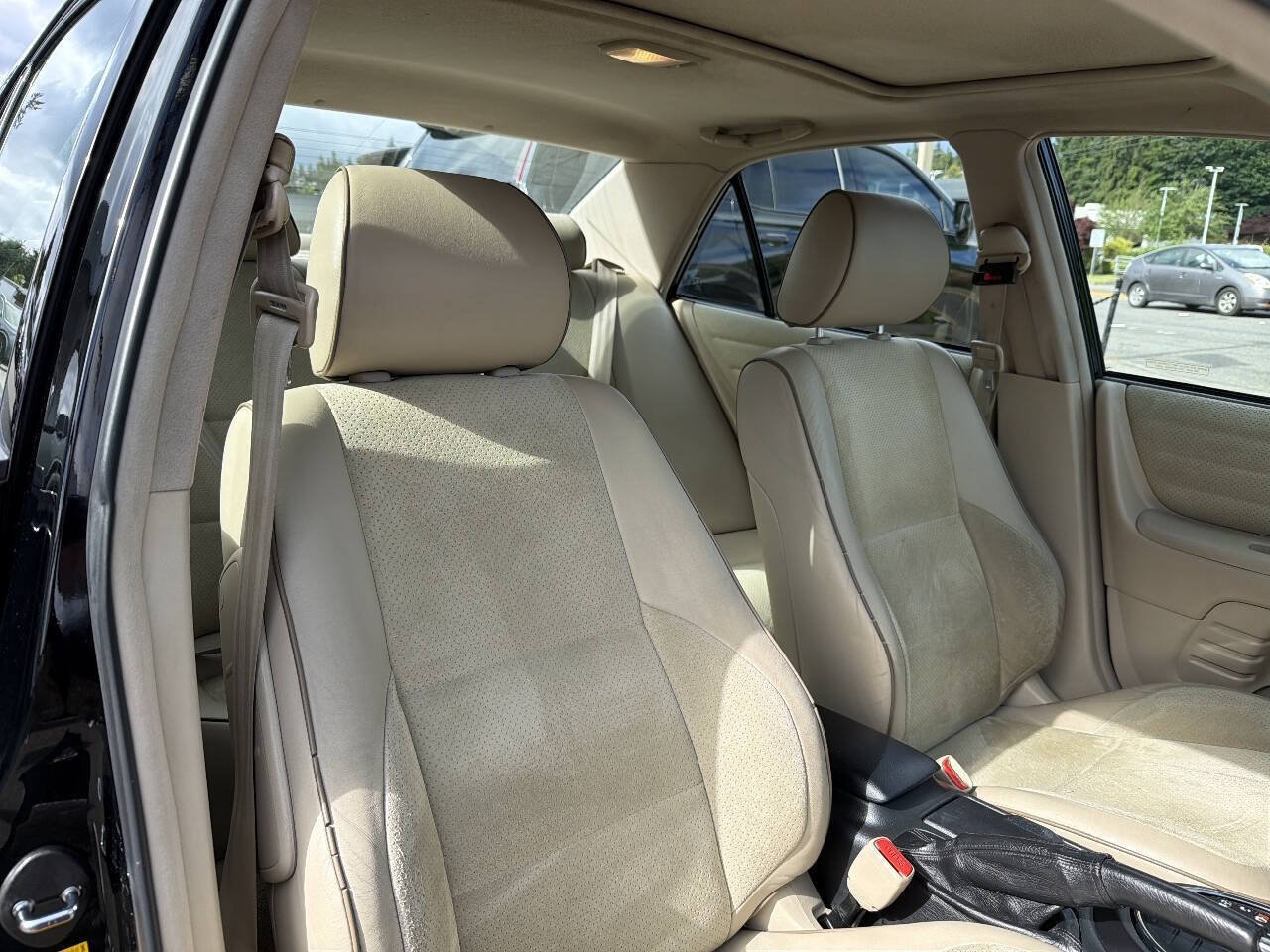 Used 2001 Lexus IS 300 RWD image 18