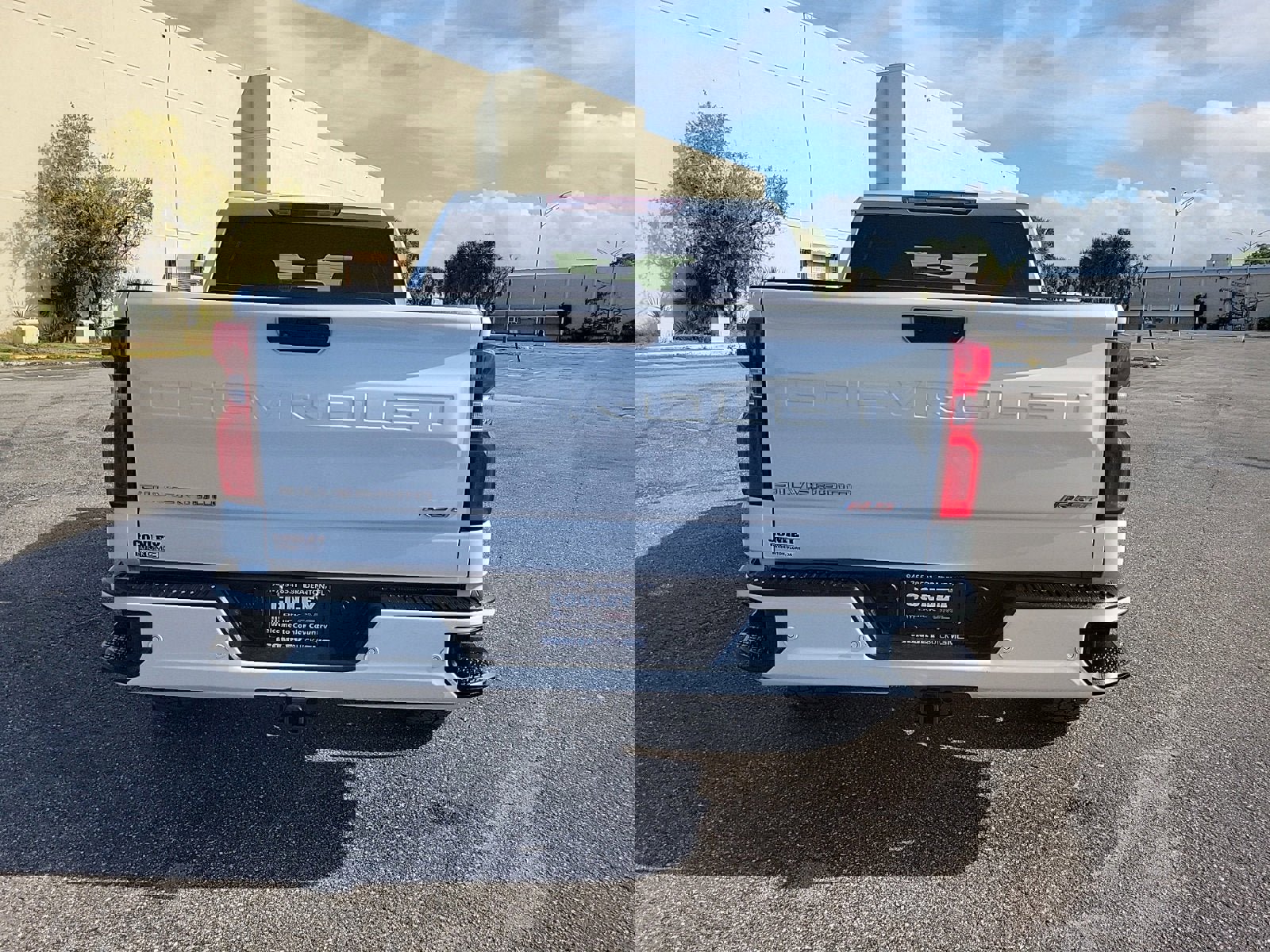 Used 2022 Chevrolet Silverado 1500 RST w/ Safety Package image 6