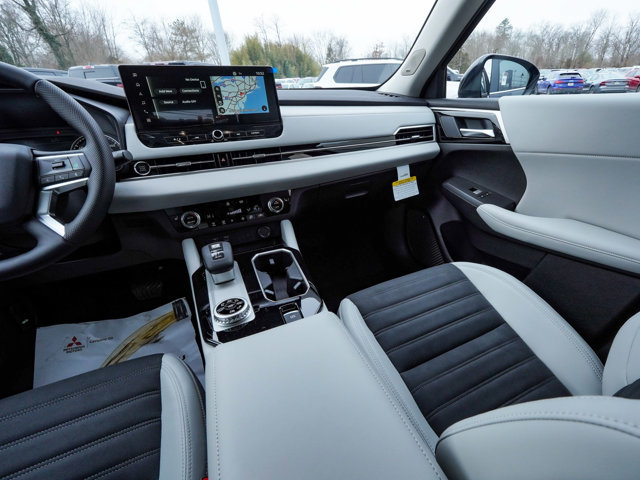 New 2026 Mitsubishi Outlander SE AWD/4WD image 39