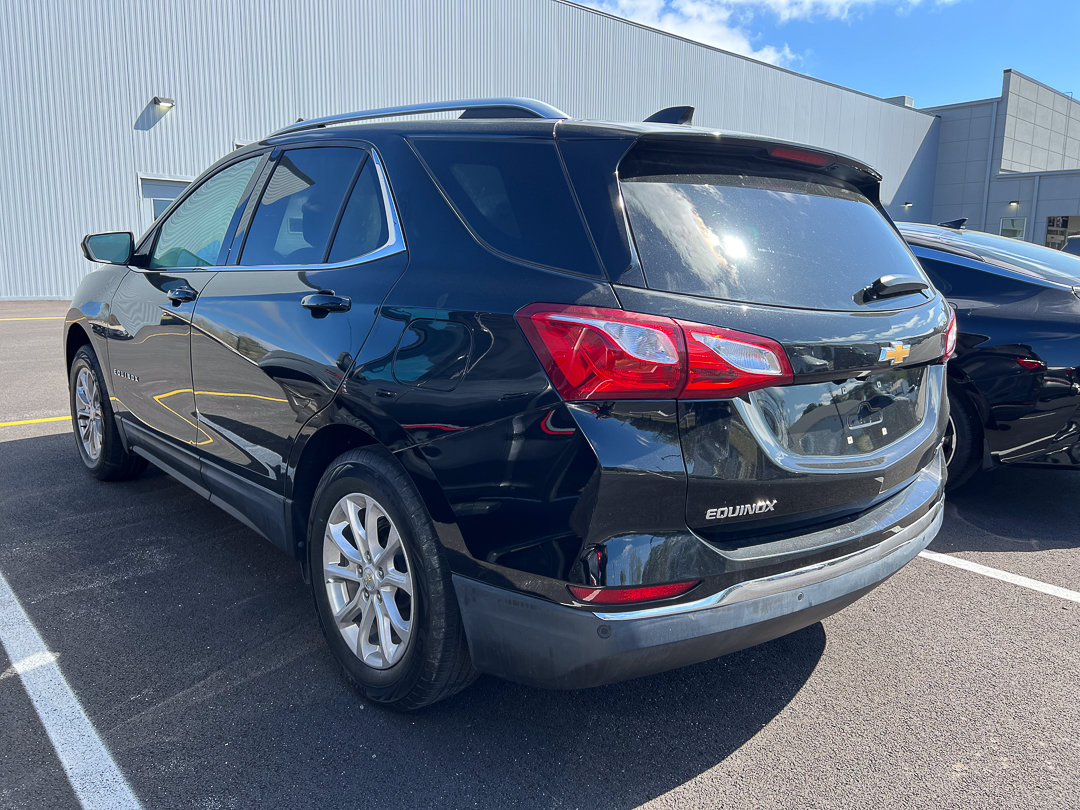 Used 2020 Chevrolet Equinox LT AWD/4WD image 2