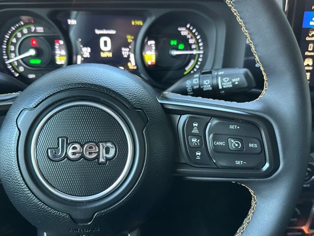 Used 2024 Jeep Wrangler Unlimited image 23