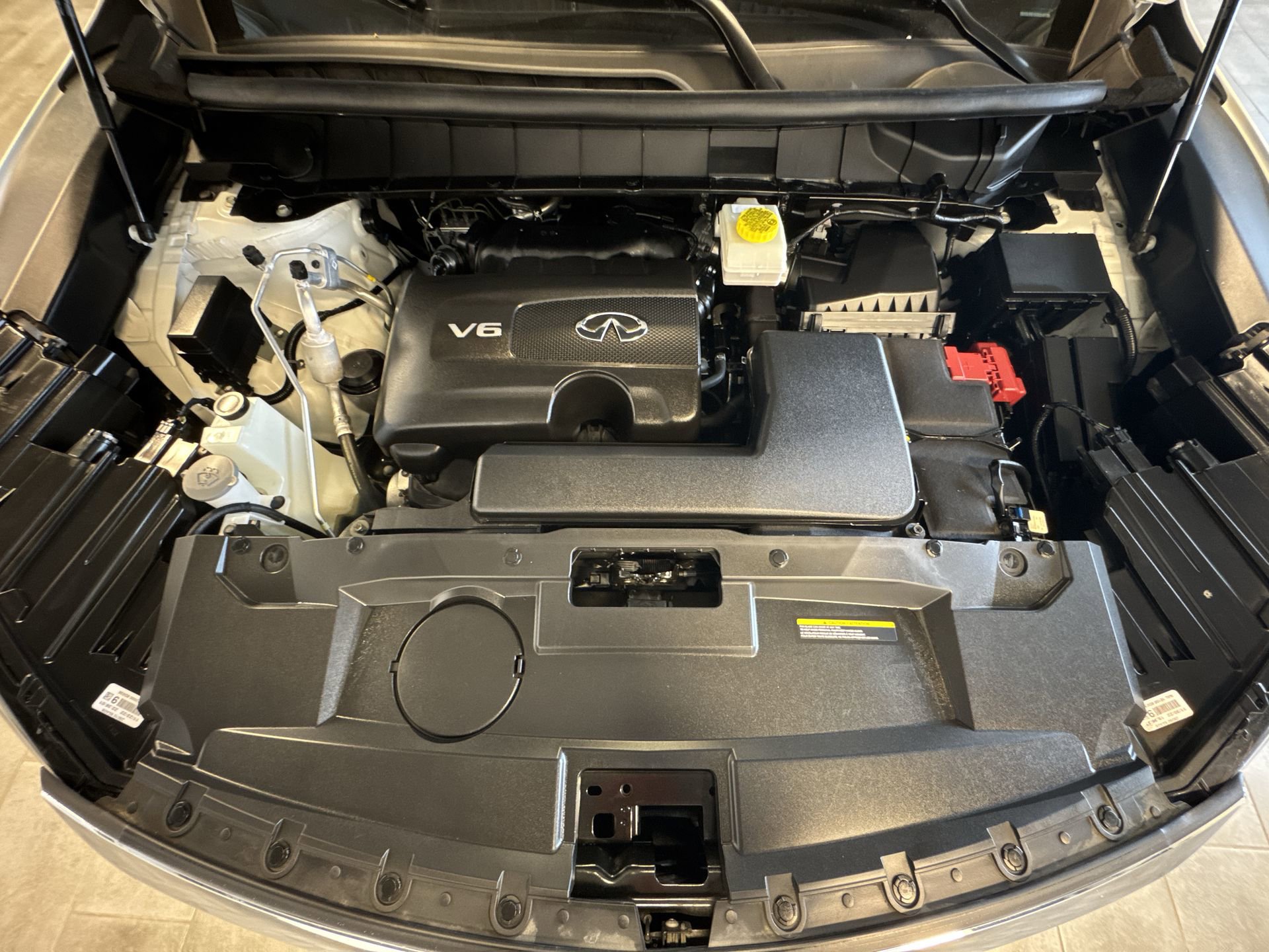 Certified 2023 INFINITI QX60 Luxe AWD/4WD image 27