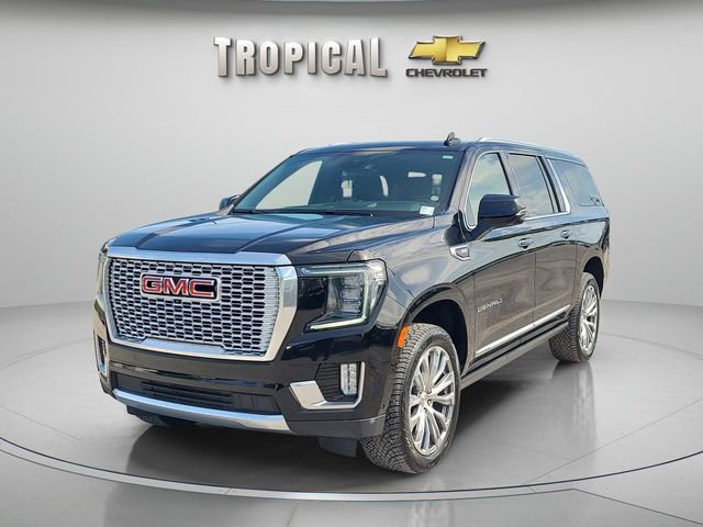 Used 2023 GMC Yukon XL Denali w/ Denali Reserve Package image 1