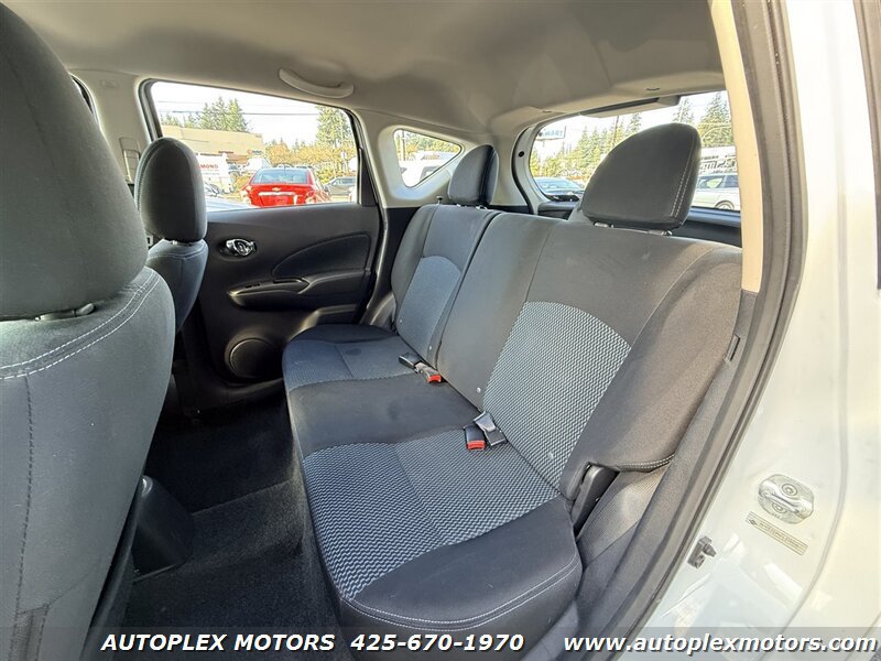 Used 2015 Nissan Versa Note SV FWD image 11