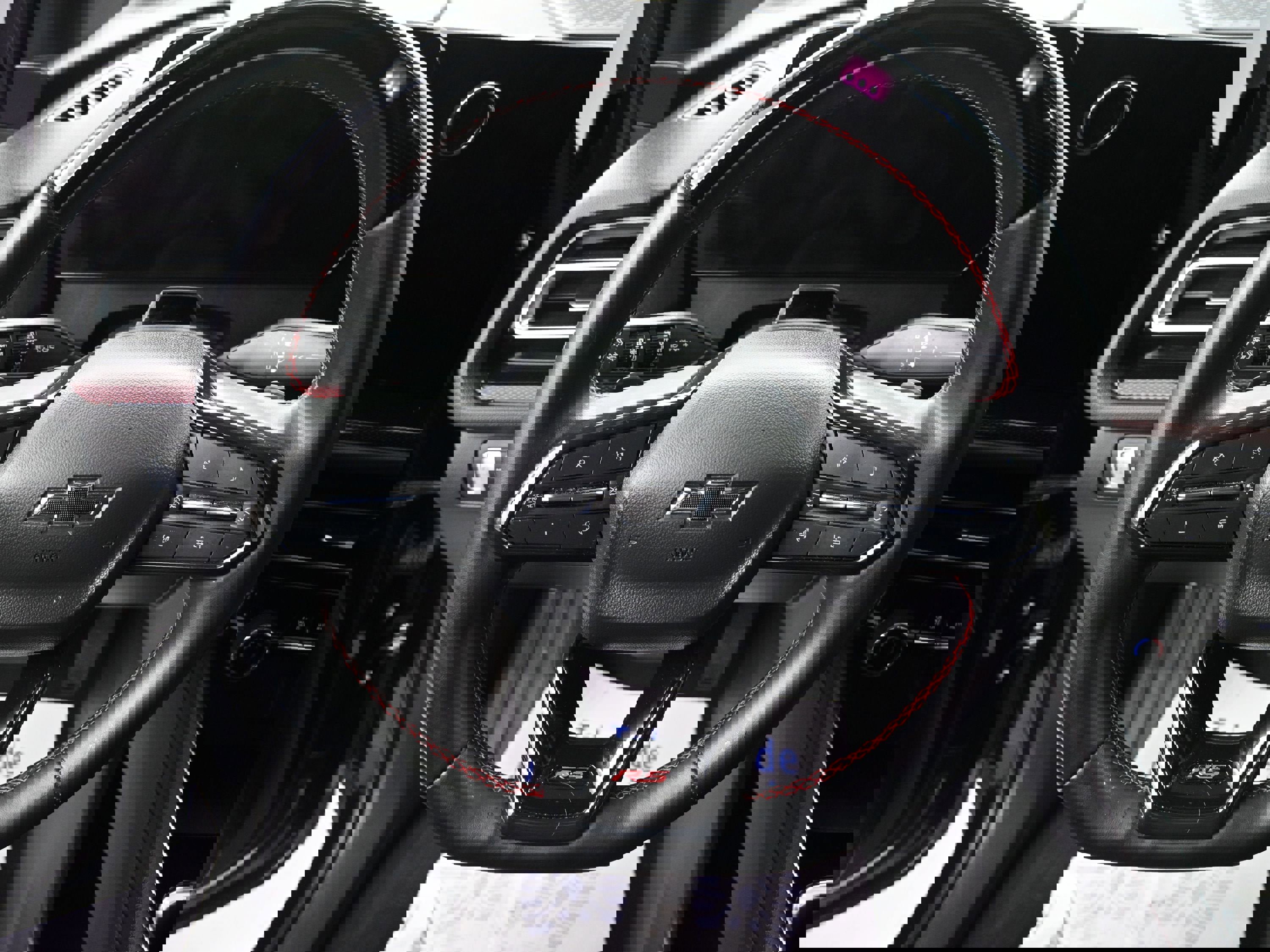 Certified 2024 Chevrolet Traverse RS w/ LPO, Floor Liner Package image 10