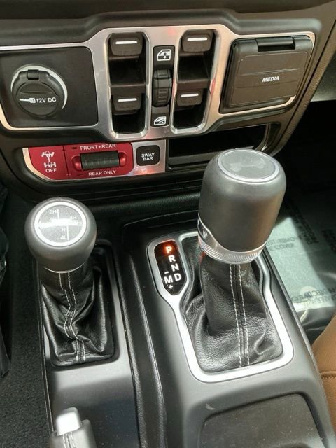 Used 2022 Jeep Wrangler Unlimited Rubicon 4xe w/ Cold Weather Group image 23