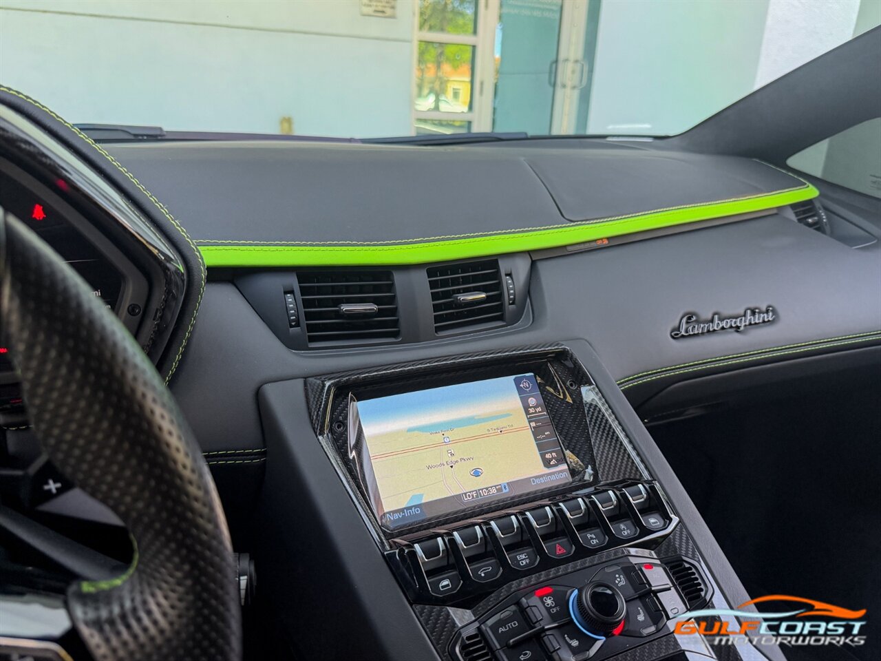 Used 2018 Lamborghini Aventador S AWD/4WD image 17