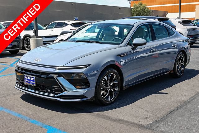 Used 2025 Hyundai Sonata SEL FWD image 3