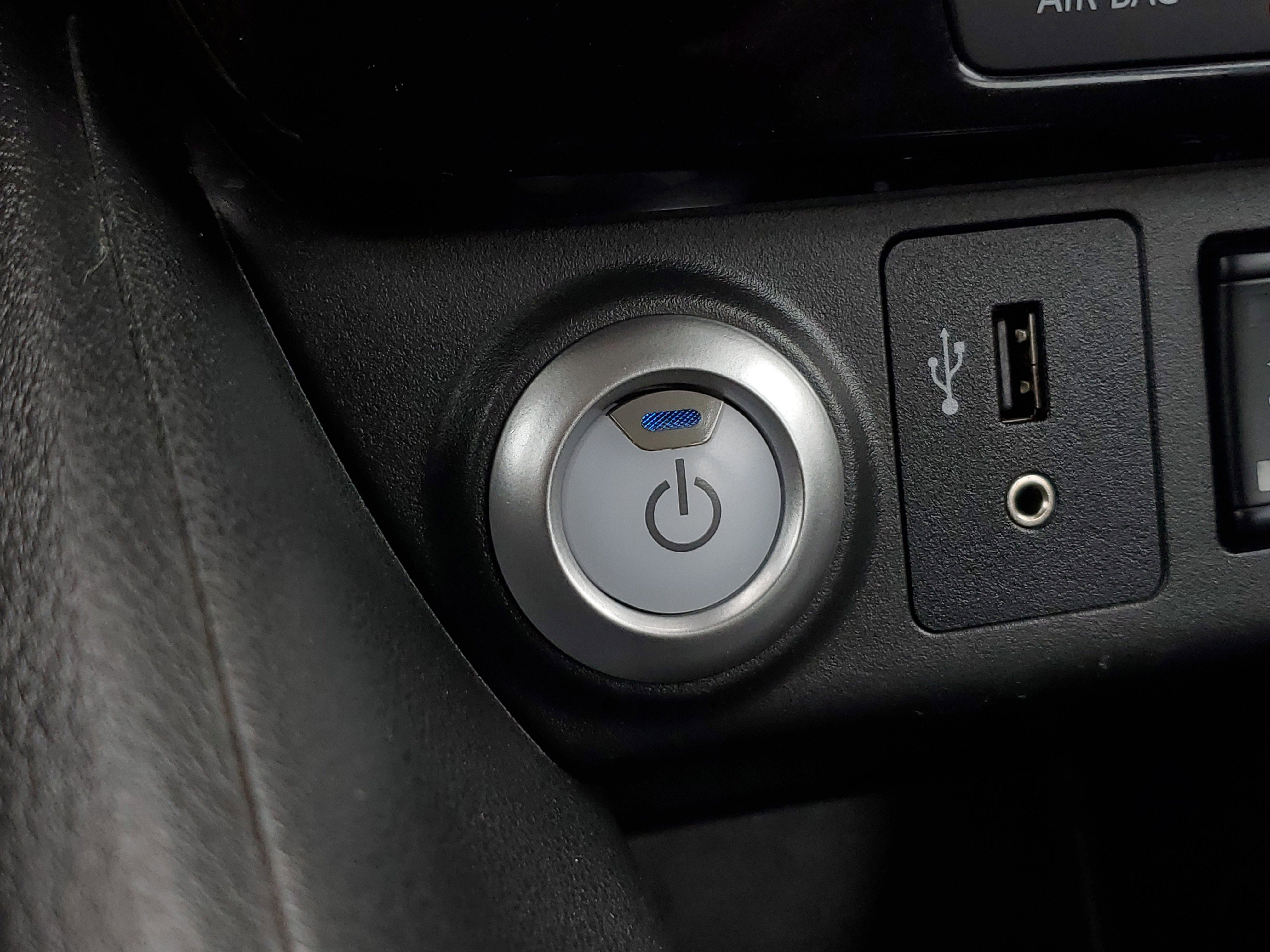 Used 2018 Nissan Leaf SV w/ SV Technology Package image 29